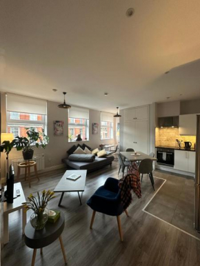 Central 2-bed Apartment